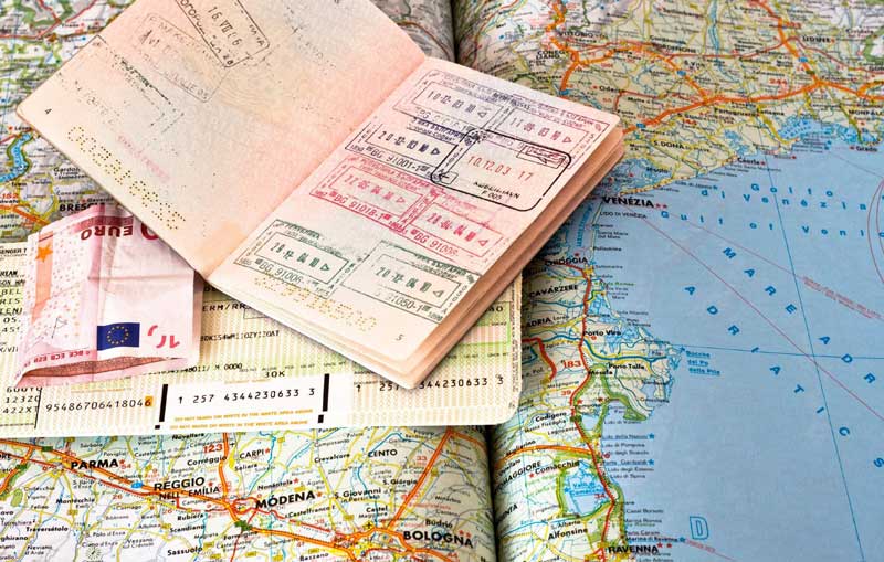 Какие нужны документы для загранпаспорта?